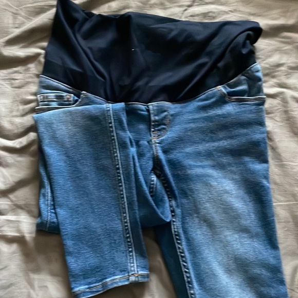 Maternity jeans | size 8 | full panel | medium wash - Picture 3 of 4